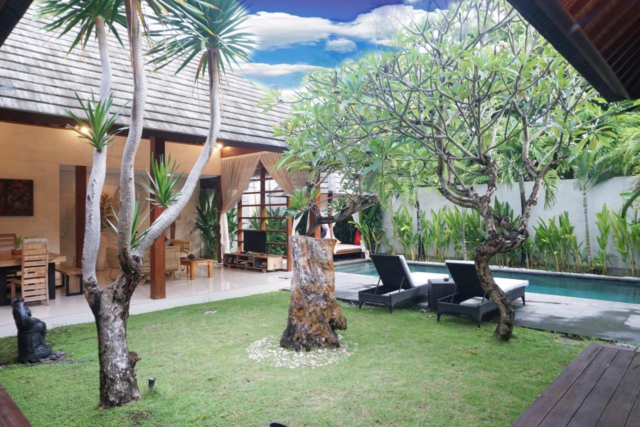 Nil Villa Seminyak Exteriör bild