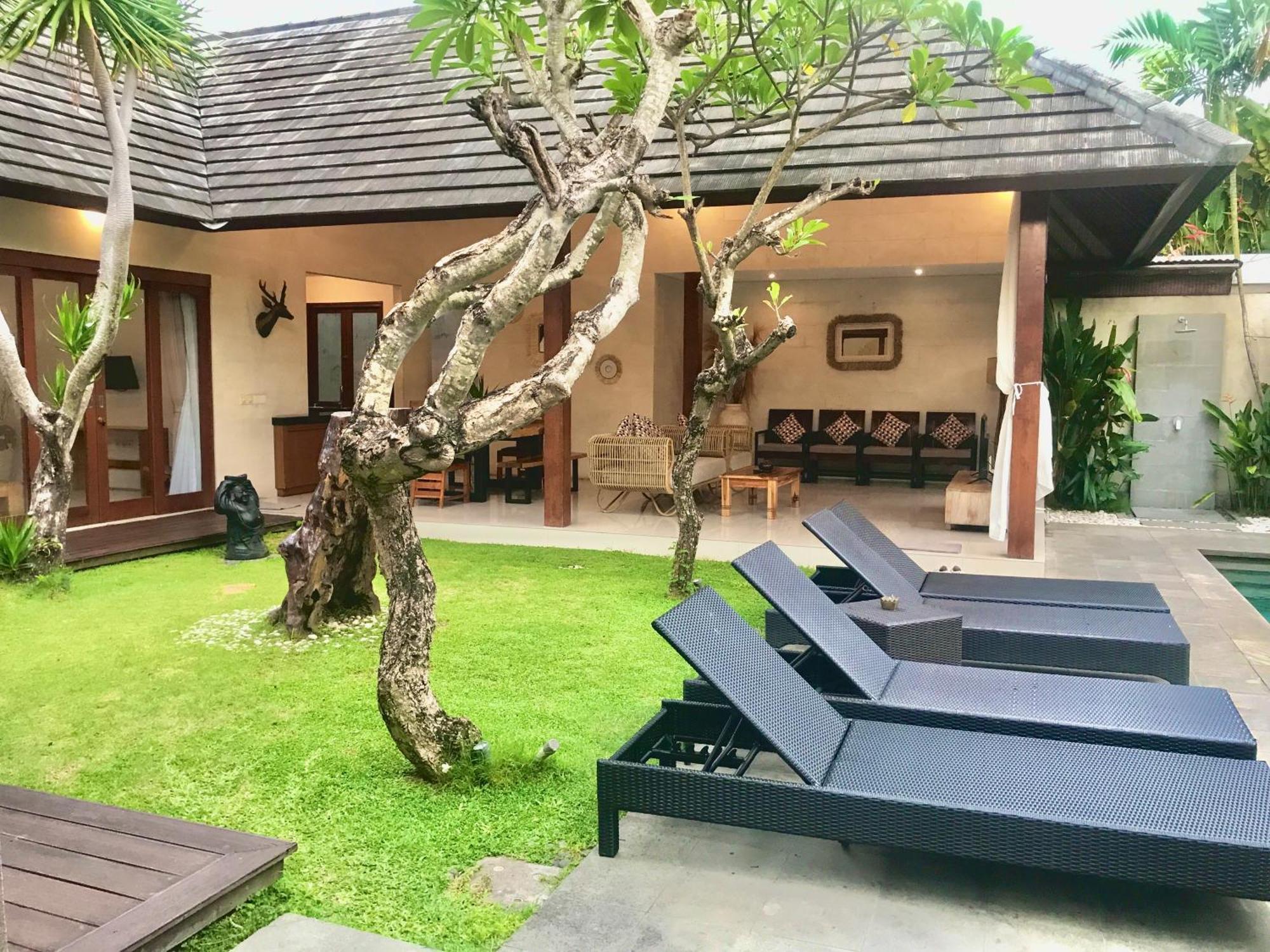 Nil Villa Seminyak Exteriör bild